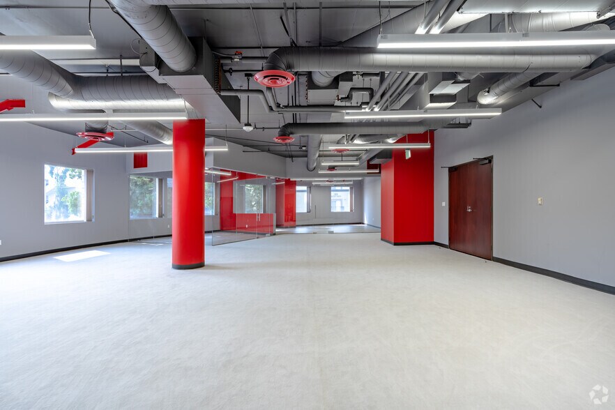 More Photos Of 215 N Marengo Ave, Pasadena Office For Sale