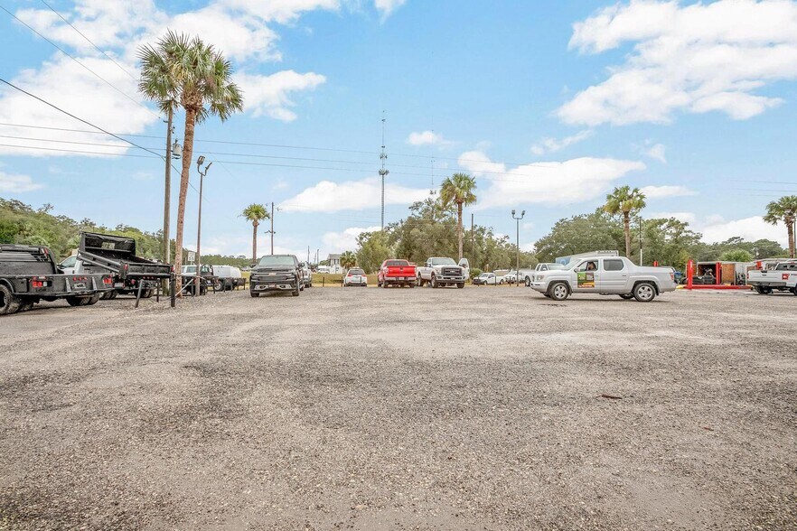 More Photos Of 3000 S Woodland Blvd, Deland Auto Dealership For Sale