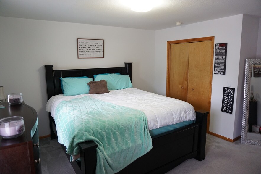 More Photos Of 215 Grover St, Warrensburg Apartments For Sale