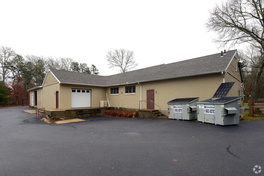 More Photos Of 10 Edgerton Dr, North Falmouth Warehouse For Sale