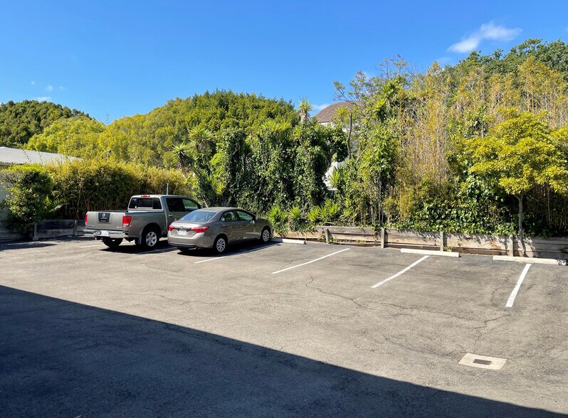 More Photos Of 1616 Anacapa St, Santa Barbara Office For Lease