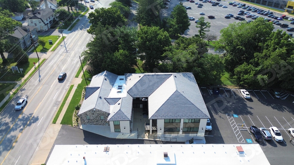 More Photos Of 515 E Joppa Rd, Towson Unknown For Lease