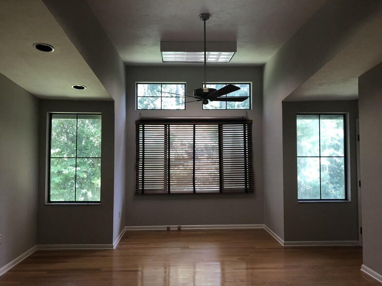 More Photos Of 1034 NW 57th St, Gainesville Medical For Lease