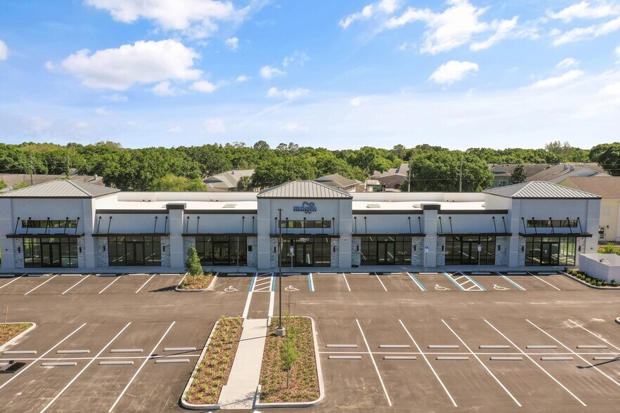 Primary Photo Of 18660 US Highway 441, Mount Dora General Retail For Lease