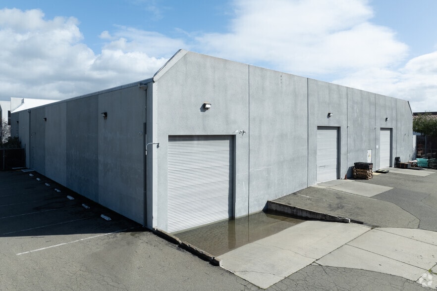 More Photos Of 193-199 Topaz St, Milpitas Warehouse For Sale