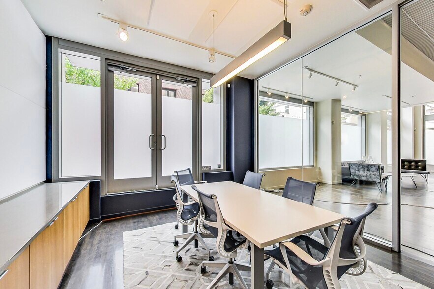 More Photos Of 1 Hawthorne St, San Francisco Apartments For Lease