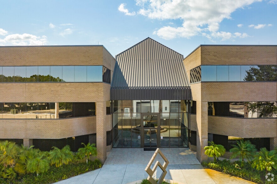 More Photos Of 3802 Corporex Park Dr, Tampa Office For Lease