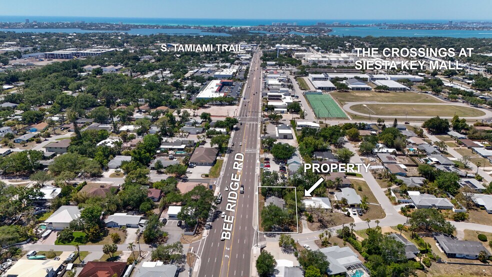 More Photos Of 2455 Bee Ridge Rd, Sarasota Office For Sale