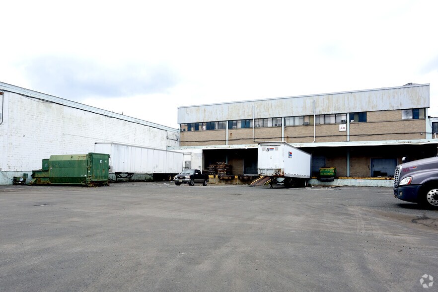 More Photos Of 1200 Fuller Rd, Linden Warehouse For Lease