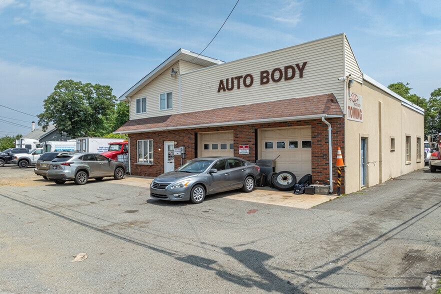 More Photos Of 2072 State Route 35, South Amboy Auto Repair For Sale