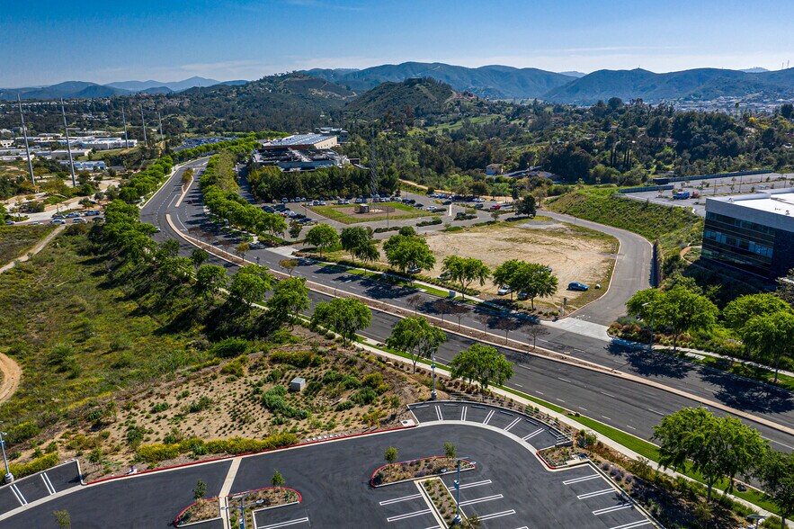 More Photos Of 2127 W Citracado Pky, Escondido Medical For Lease