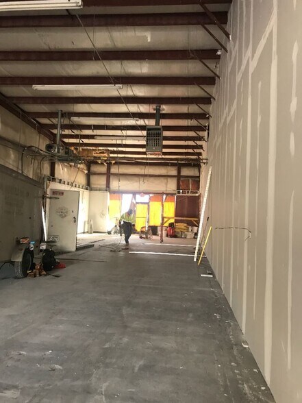 More Photos Of 1211 Ireland Dr, Fayetteville Light Distribution For Lease