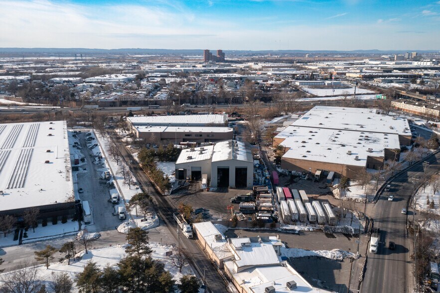 More Photos Of 46 Henry St, Secaucus Manufacturing For Sale