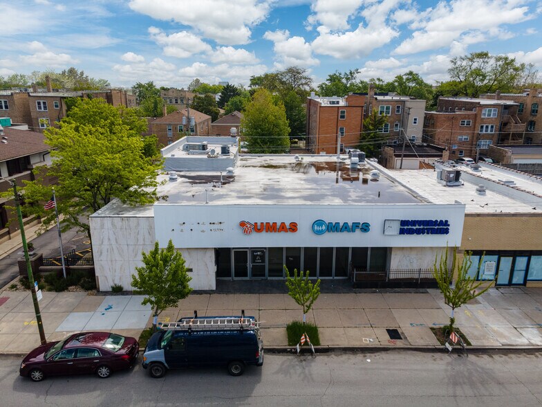 More Photos Of 7541 N Western Ave, Chicago Office For Sale