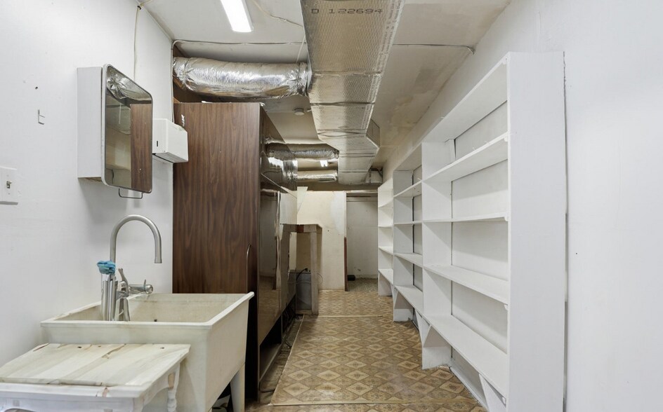 More Photos Of 528 W Main St, Wise Storefront For Sale