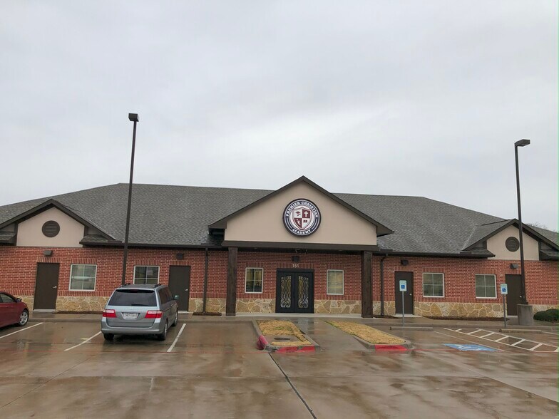 More Photos Of 151 Brand Rd, Murphy Daycare Center For Sale