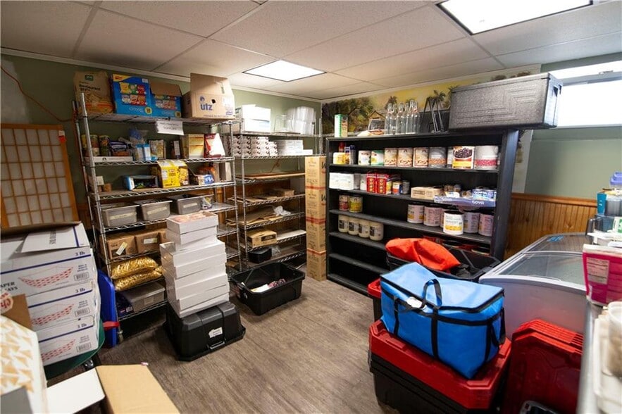 More Photos Of 371-373 Smith St, Providence Storefront For Sale