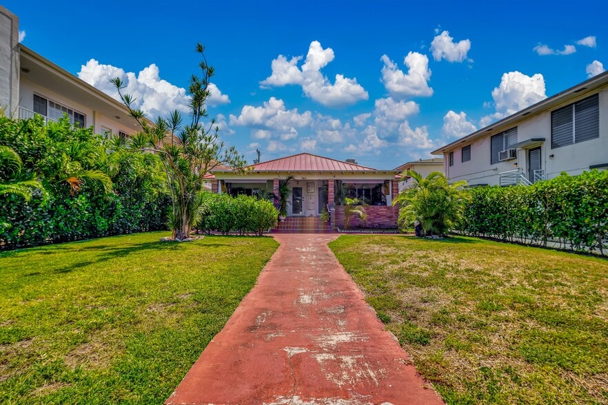 More Photos Of 7411 Carlyle Ave, Miami Beach Apartments For Sale