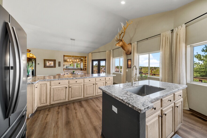 More Photos Of 7056 Bustin Dutch Trl, Show Low Multifamily For Sale