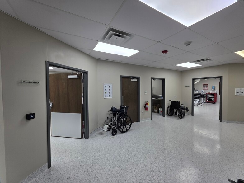 More Photos Of 16604 107th St, Orland Park Healthcare For Sale