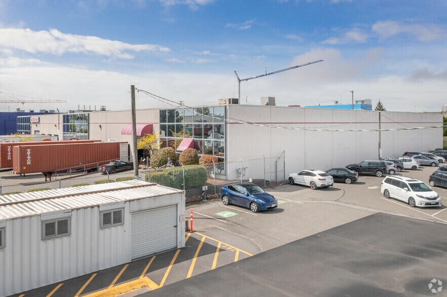 More Photos Of 1309-1319 Derwent Way, Delta Distribution For Lease