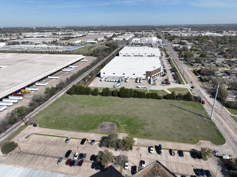 More Photos Of 1849 Shiloh rd, Garland Industrial For Sale