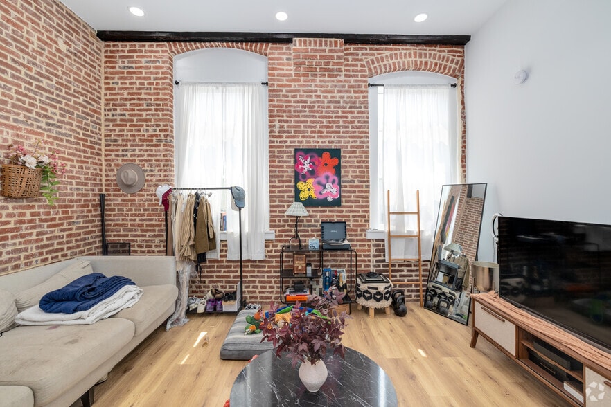 More Photos Of 2045-49 Trenton Ave, Philadelphia Apartments For Sale