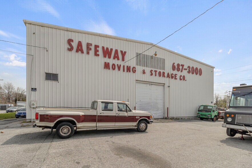 More Photos Of 1701 Leland Ave, Middle River Warehouse For Lease