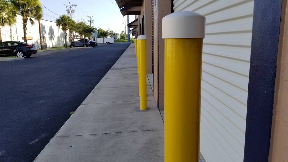 More Photos Of 932 NE 24th Ln, Cape Coral Light Manufacturing For Lease