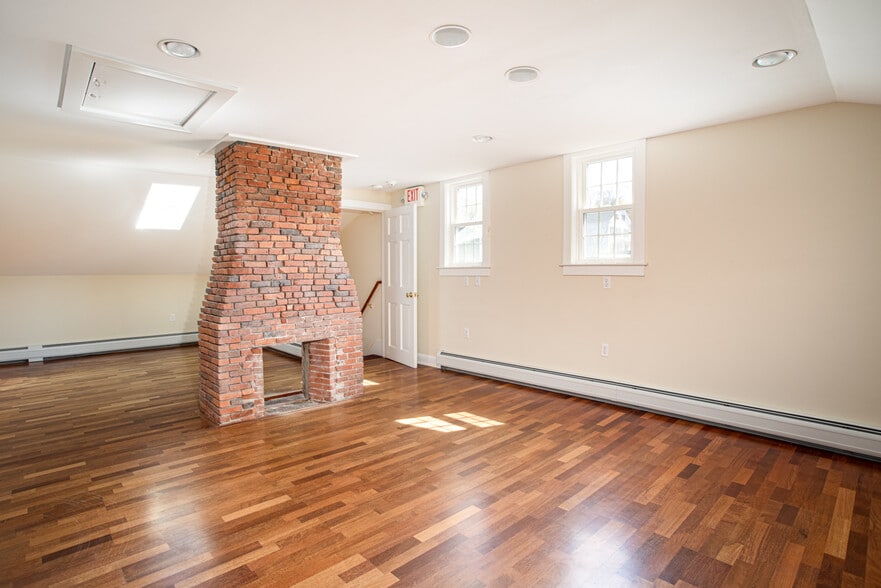 More Photos Of 399 N Main St, Fall River Office Residential For Sale