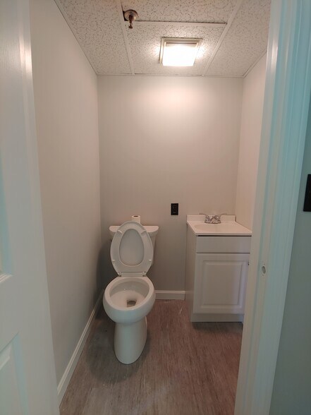 More Photos Of 330 Boston Rd, Billerica Medical For Sale