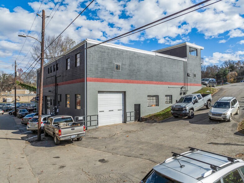 More Photos Of 1141 Patton Ave, Asheville Freestanding For Lease