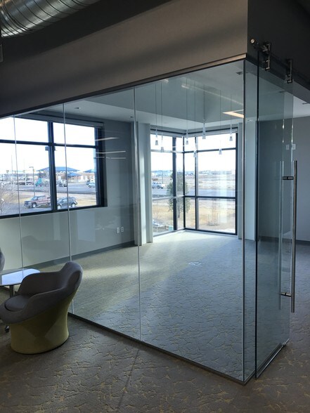 More Photos Of 1349 Water Valley Pky, Windsor Office For Lease