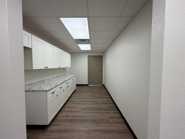 More Photos Of 2410 Steven Rd, Odessa Industrial For Lease