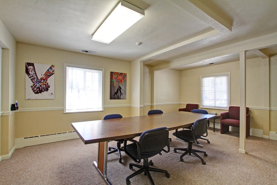 More Photos Of 714 W Main St, Grass Valley Office Residential For Sale