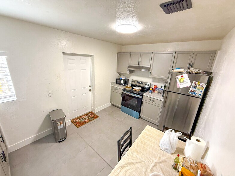 More Photos Of 3874 7th Ave N, Lake Worth Apartments For Sale