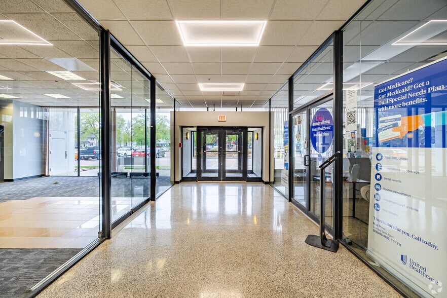 More Photos Of 1811 W 2nd St, Grand Island Office For Lease