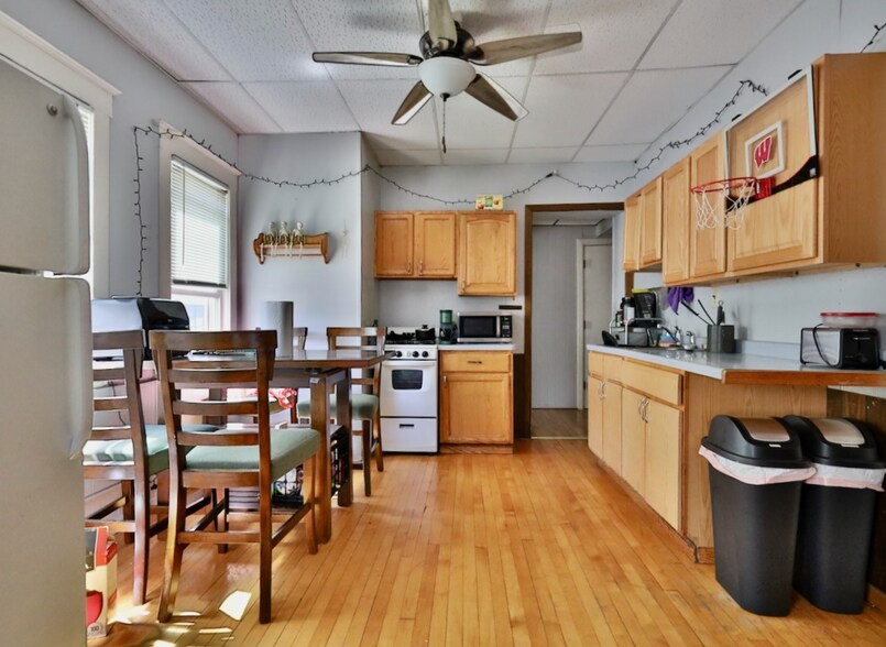 More Photos Of 554 W Mifflin St, Madison Apartments For Sale