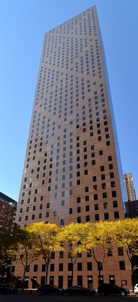 More Photos Of 780 Third Ave, New York Office For Lease