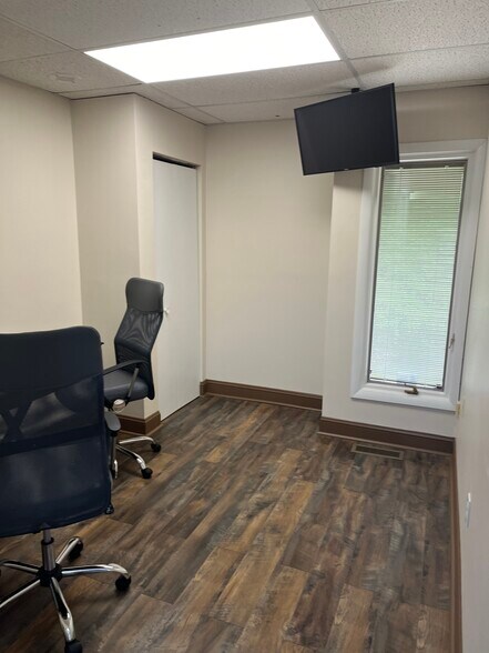 More Photos Of 1288 Valley Forge Rd, Valley Forge Office For Lease