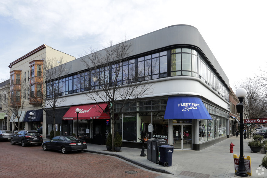 Primary Photo Of 102 N Marion St, Oak Park Office For Lease