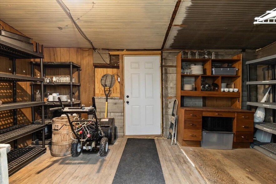More Photos Of 116 W Jessie St, Rushford Storefront Retail Residential For Sale