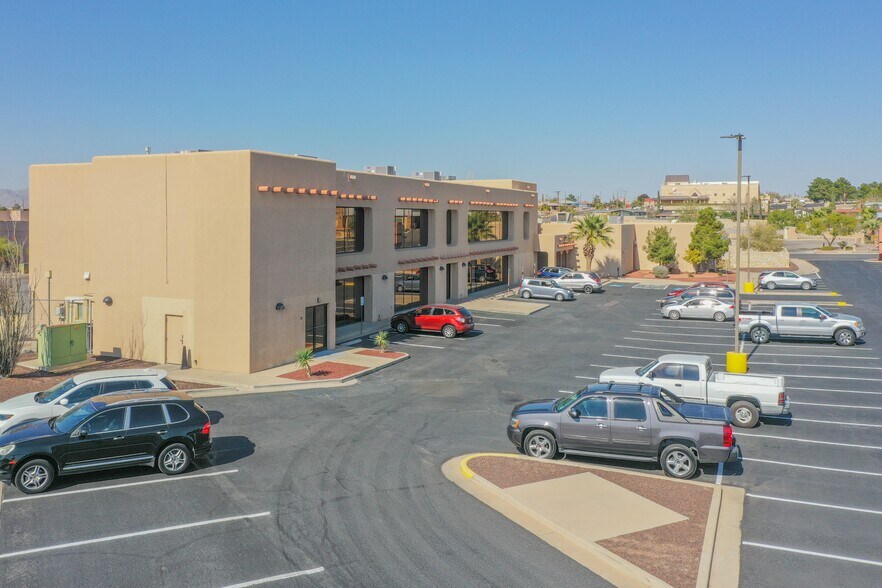 More Photos Of 10420 Vista Del Sol Dr, El Paso Office For Sale