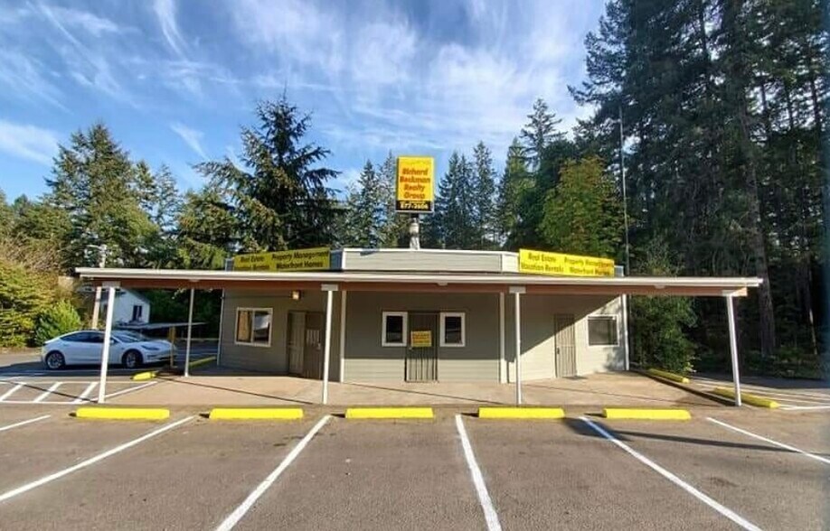 Primary Photo Of 22090 N US Highway 101, Shelton Office For Lease