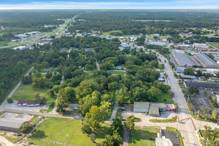 More Photos Of 1412 N Magnolia Ave, Ocala Restaurant For Sale