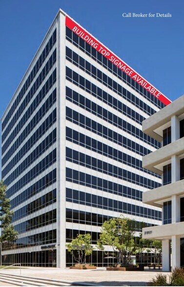 More Photos Of 21021 Ventura Blvd, Woodland Hills Unknown For Lease