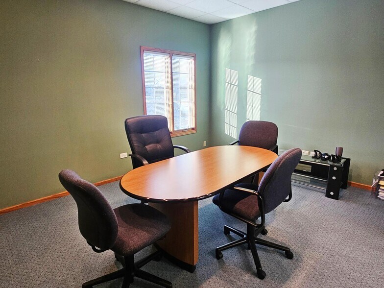 More Photos Of 10331-10335 W Lincoln Hwy, Frankfort Office For Sale