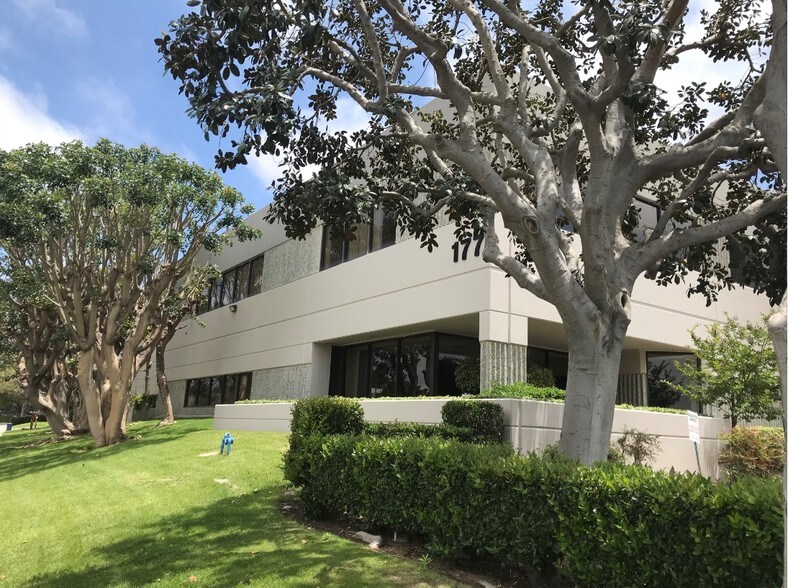 More Photos Of 177 Vallecitos de Oro, San Marcos Manufacturing For Sale