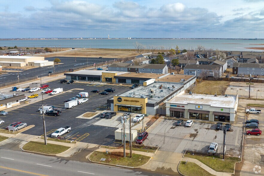 More Photos Of 9120-9146 N Macarthur Blvd, Oklahoma City General Retail For Sale
