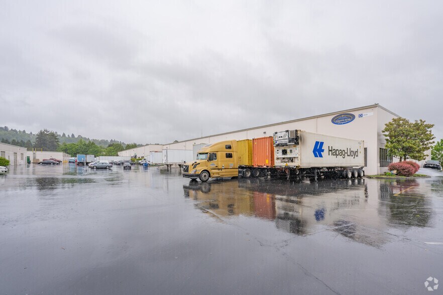More Photos Of 12620-12626 Interurban Ave S, Tukwila Warehouse For Lease